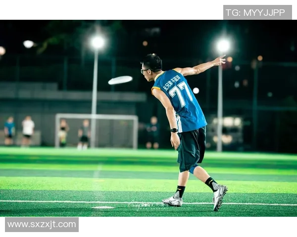 飞盘新手必看：从基础到进阶的全面技巧与实战指南